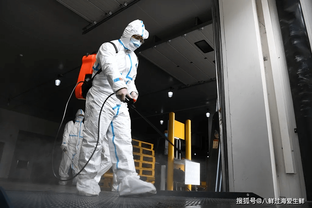 lol最新客户端下载-里程碑夜！尼斯更衣室发声，欧联今晨刷纪录，压力陡增，球探报告显示潜力的简单介绍