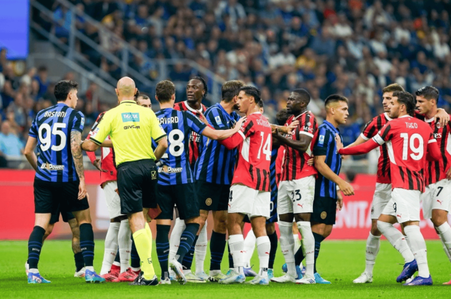 欧冠窗口期走向成谜；国际米兰官宣签约；信心回归；资深球员宣示担当的简单介绍